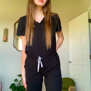 SET OF 3 Wearfigs Scrubs